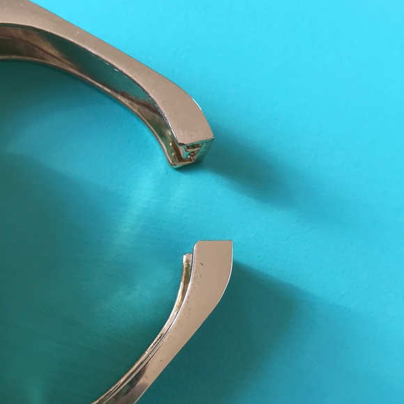 Square black and gold bracelet - Picture 5 of 5